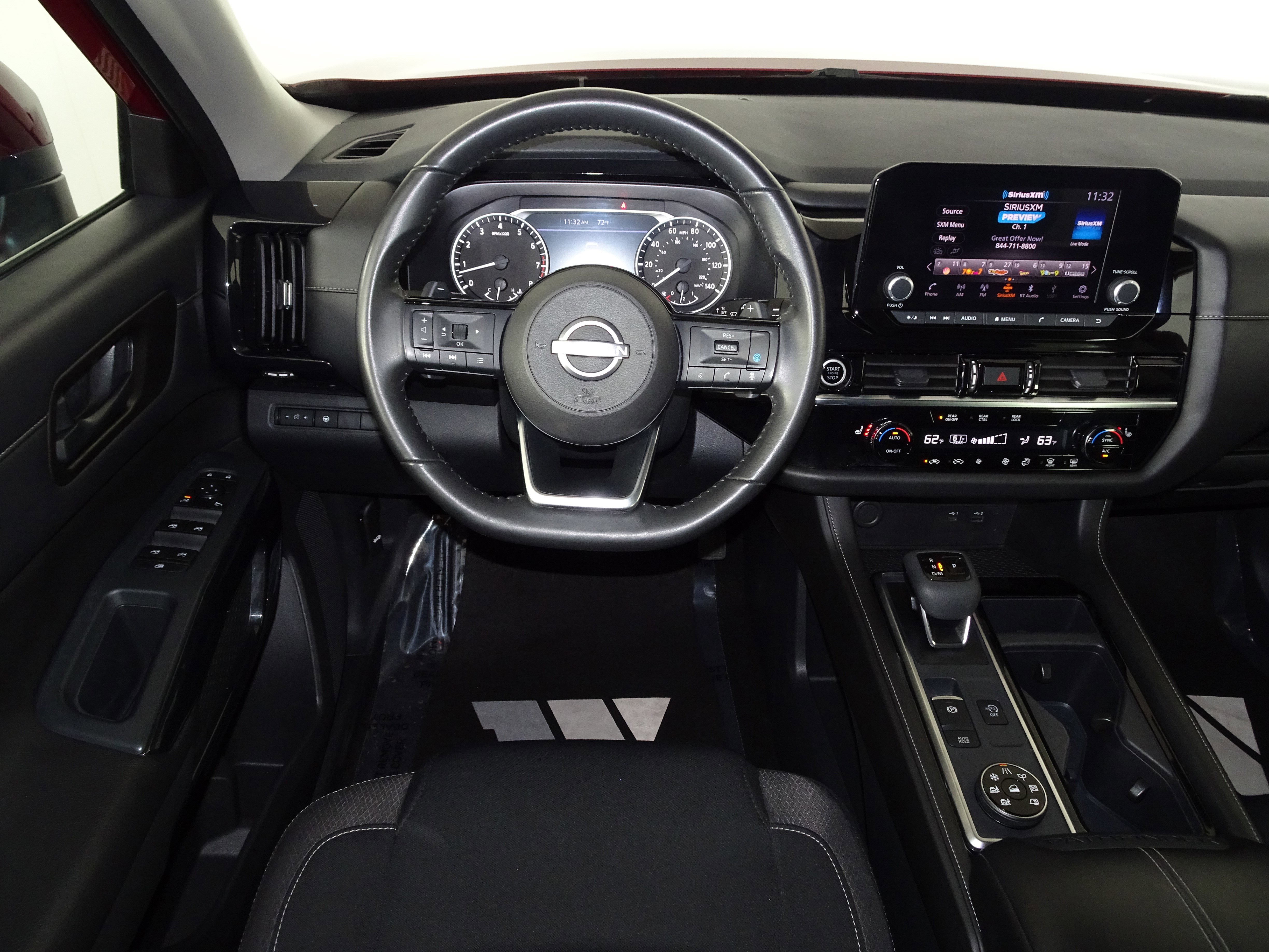 Used 2023 Nissan Pathfinder SV image 49