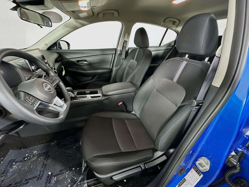 Certified 2025 Nissan Sentra SV image 28