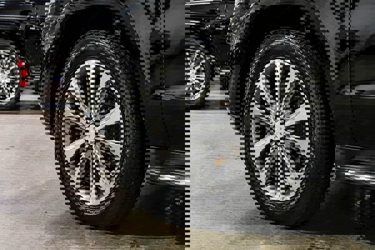 Used 2014 Mercedes-Benz GL 450 4MATIC image 51