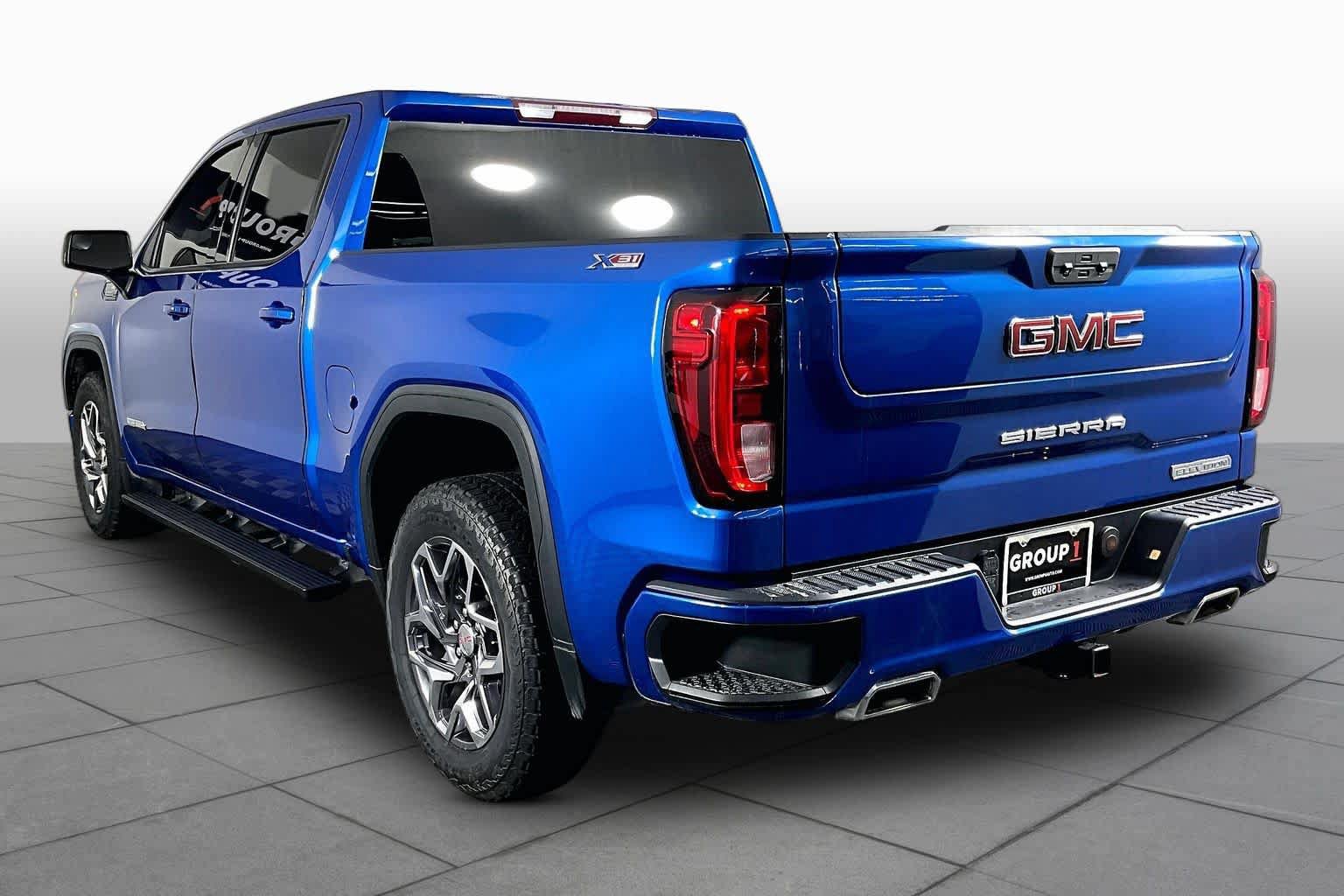 Used 2022 GMC Sierra 1500 Elevation AWD/4WD image 12