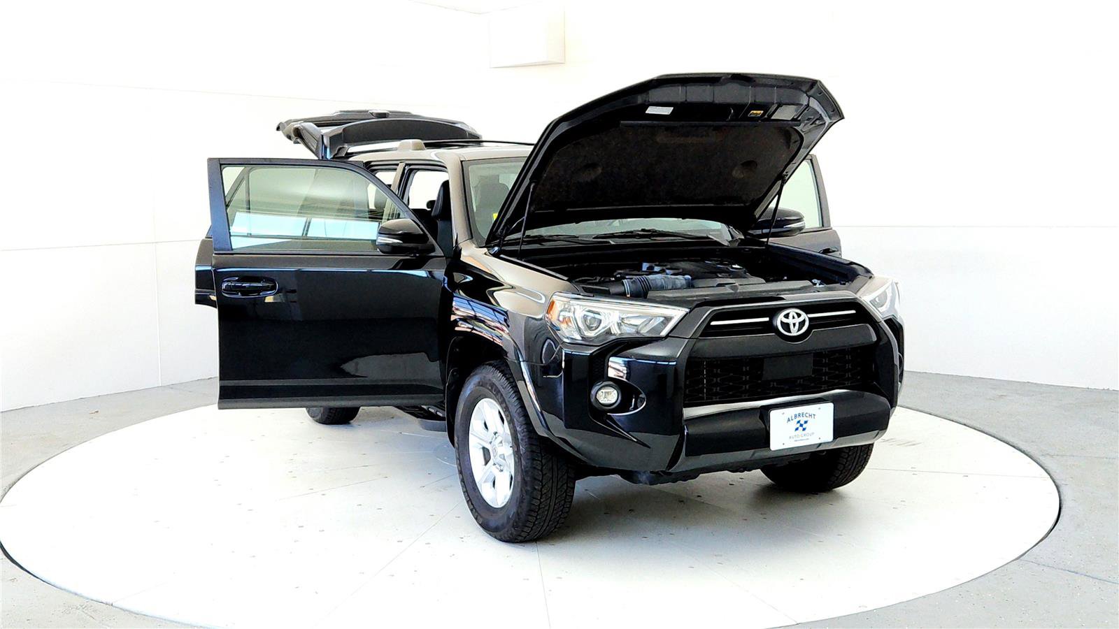 Certified 2023 Toyota 4Runner SR5 Premium w/ Moonroof Package AWD/4WD image 9