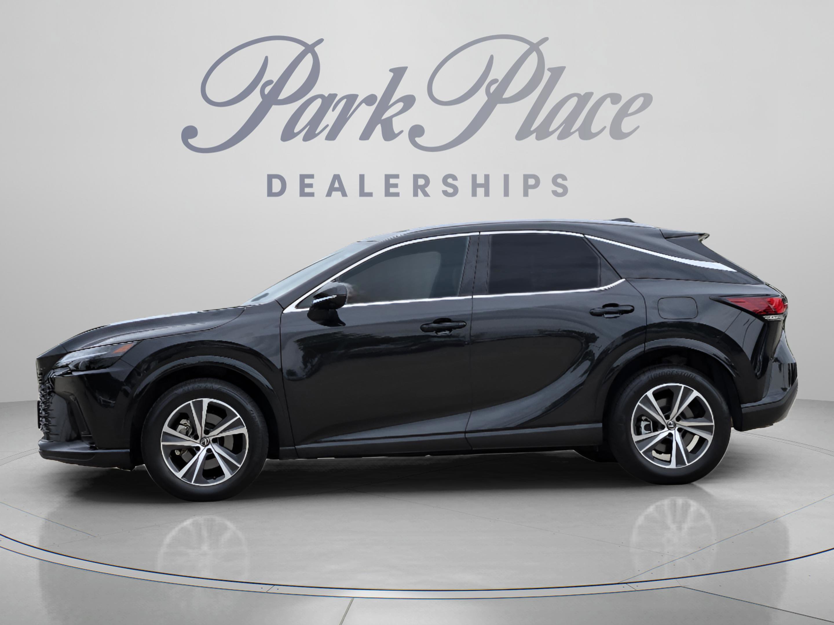 Used 2025 Lexus RX 350 Premium w/ Accessory Package (Z1) FWD image 2