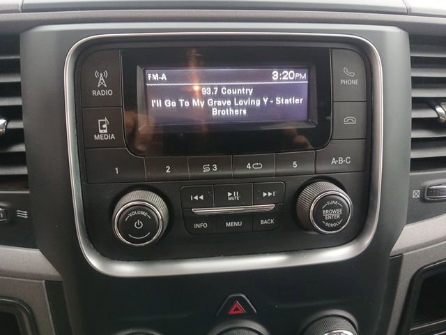 Used 2018 RAM 2500 Tradesman w/ Chrome Appearance Group image 30