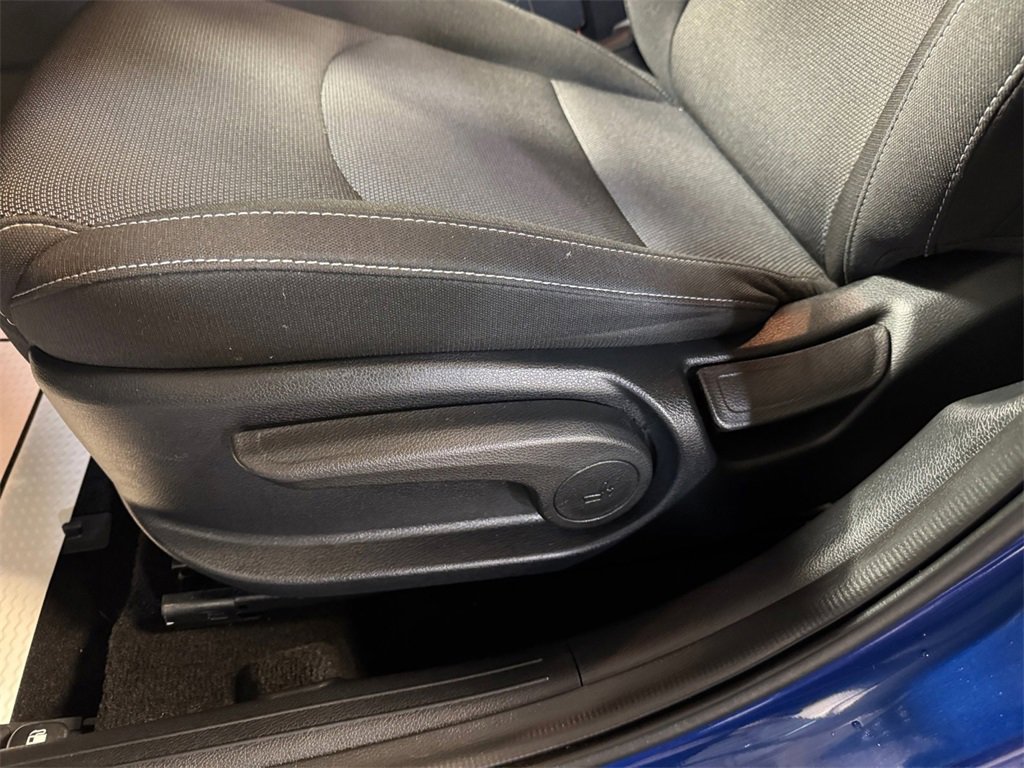 Certified 2024 Kia Forte LXS w/ LXS Technology Package image 13