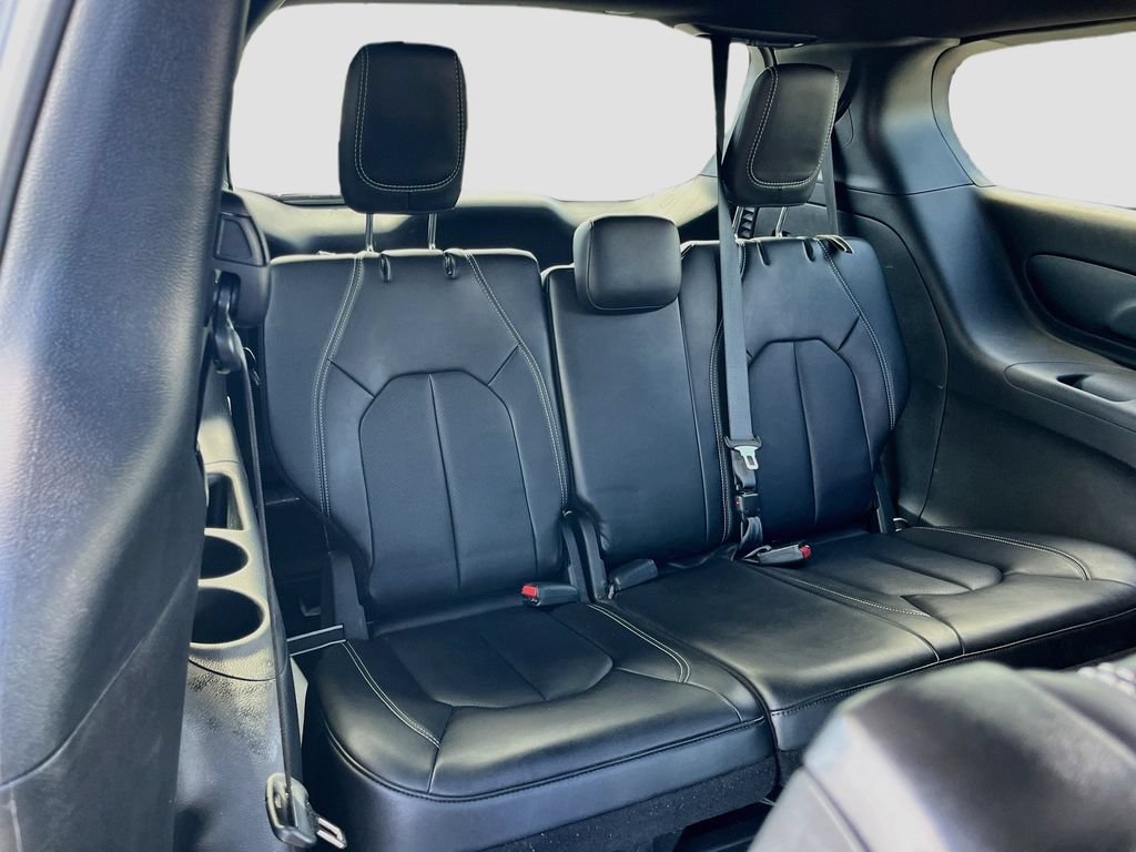 Used 2026 Chrysler Pacifica Select FWD image 26