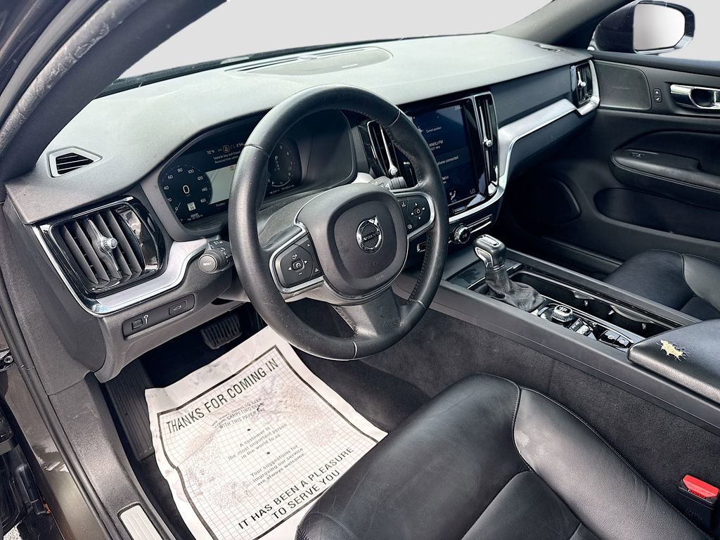 Used 2019 Volvo S60 T5 Momentum w/ Multimedia Package image 10