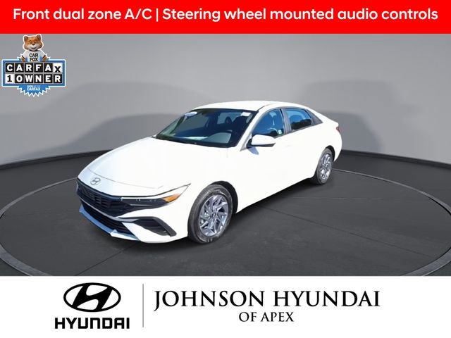 Certified 2025 Hyundai Elantra Blue image 4