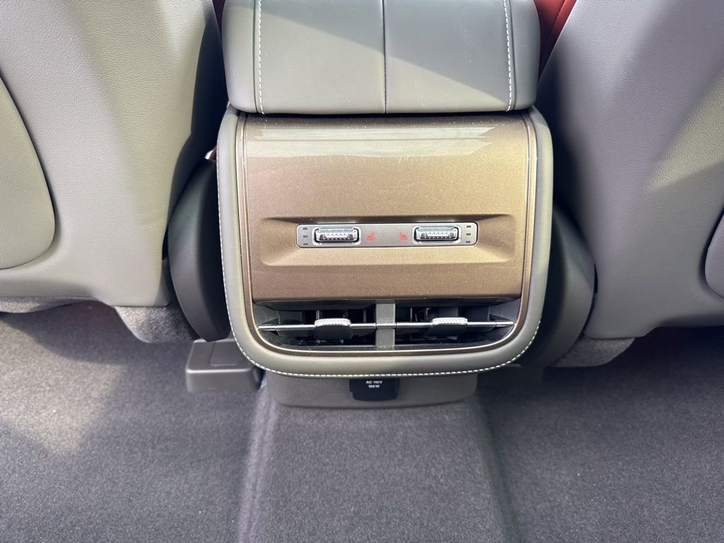 New 2024 Lincoln Nautilus Black Label w/ Jet Appearance Package (87T) image 55