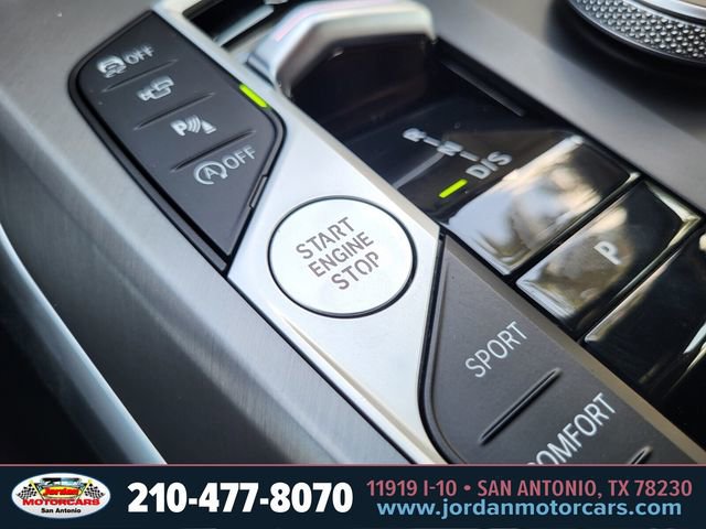 Used 2026 BMW 330i xDrive Sedan AWD/4WD image 24