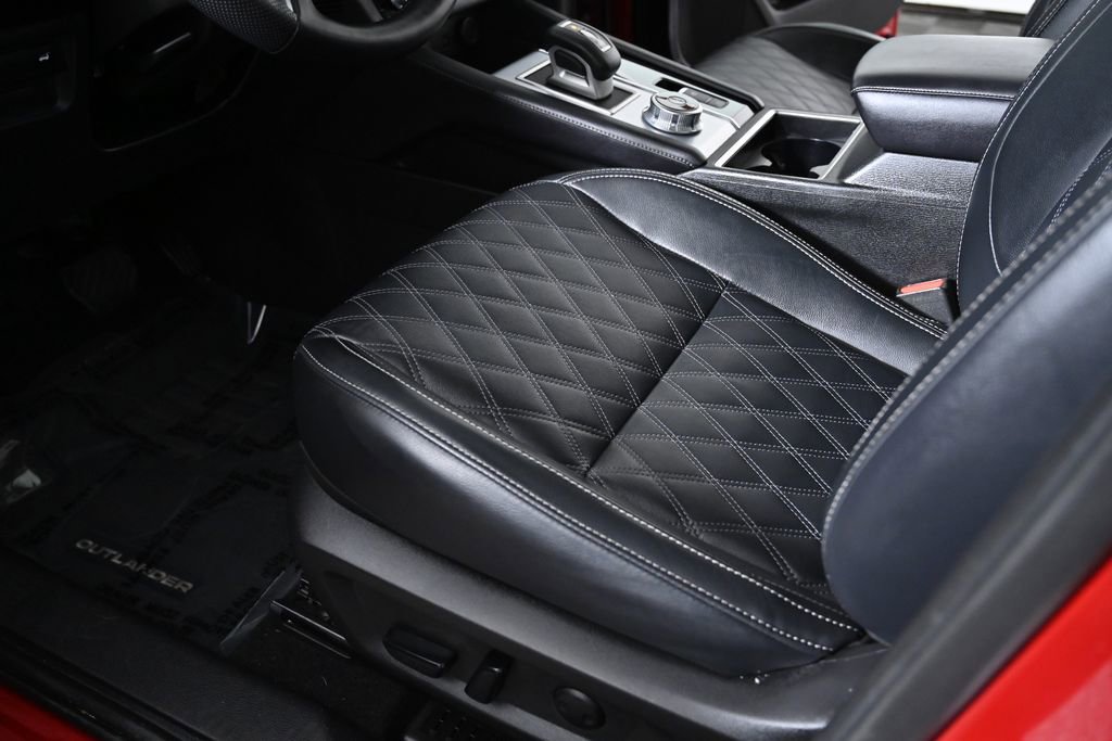 Used 2024 Mitsubishi Outlander SEL image 26