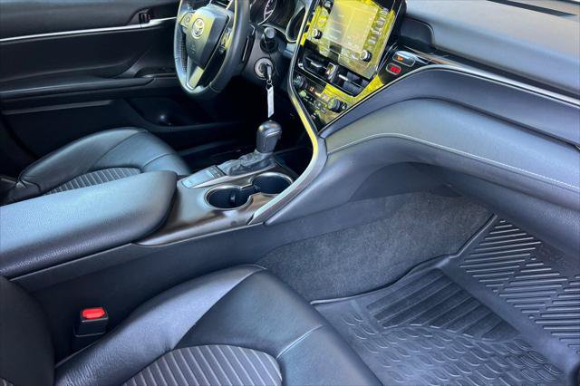 Certified 2022 Toyota Camry SE FWD image 15