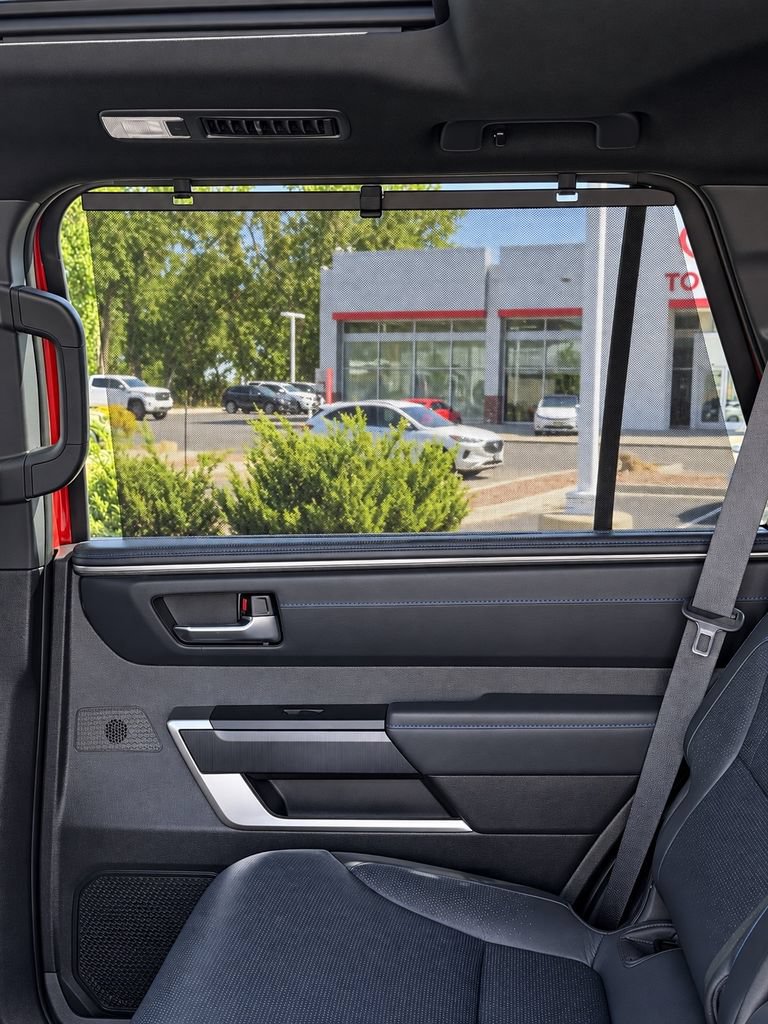 Used 2025 Toyota Sequoia Platinum AWD/4WD image 22