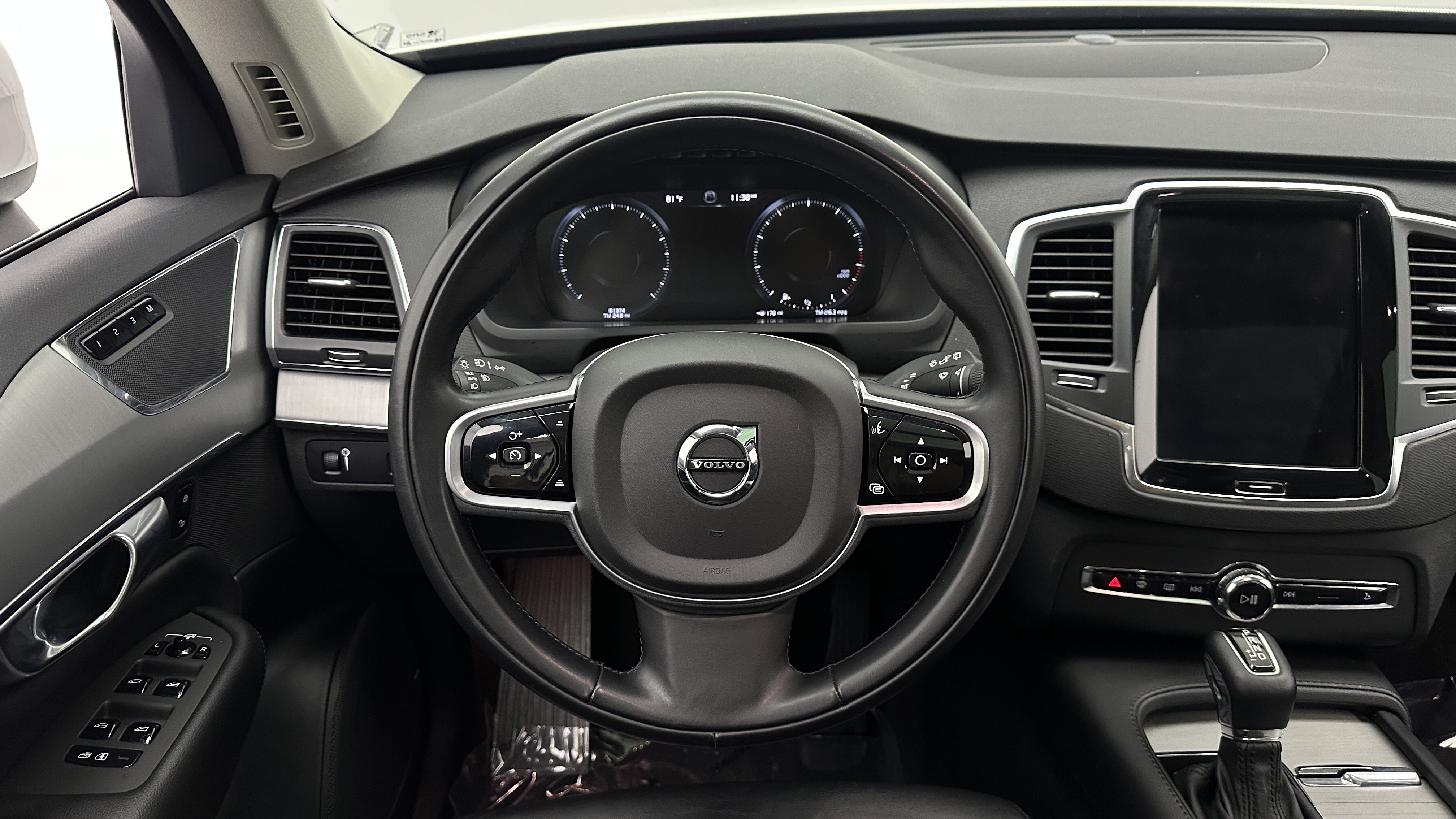 Used 2022 Volvo XC90 T5 Momentum AWD/4WD image 29