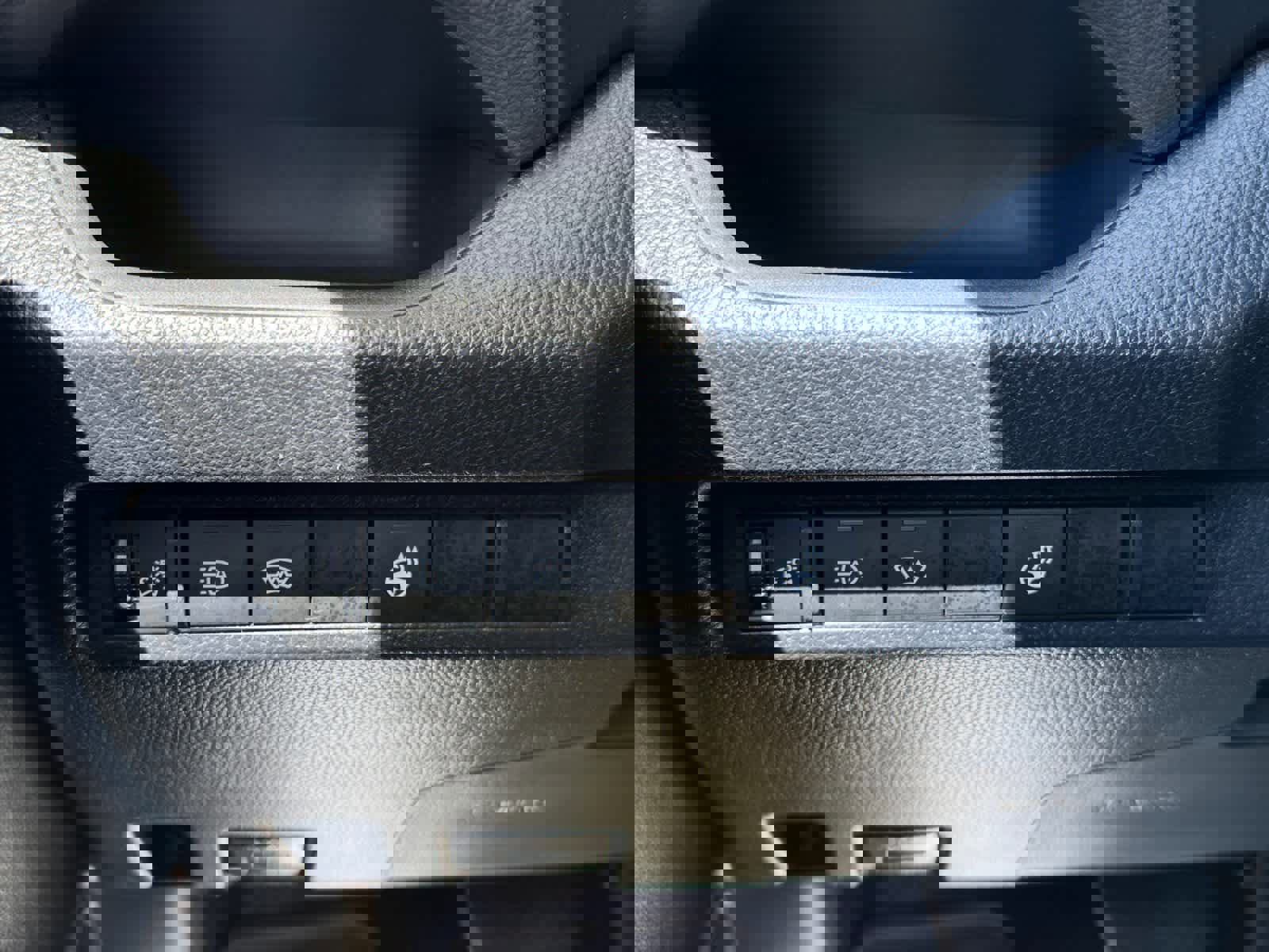 Used 2023 Toyota RAV4 SE w/ SE Grade Weather Package image 22