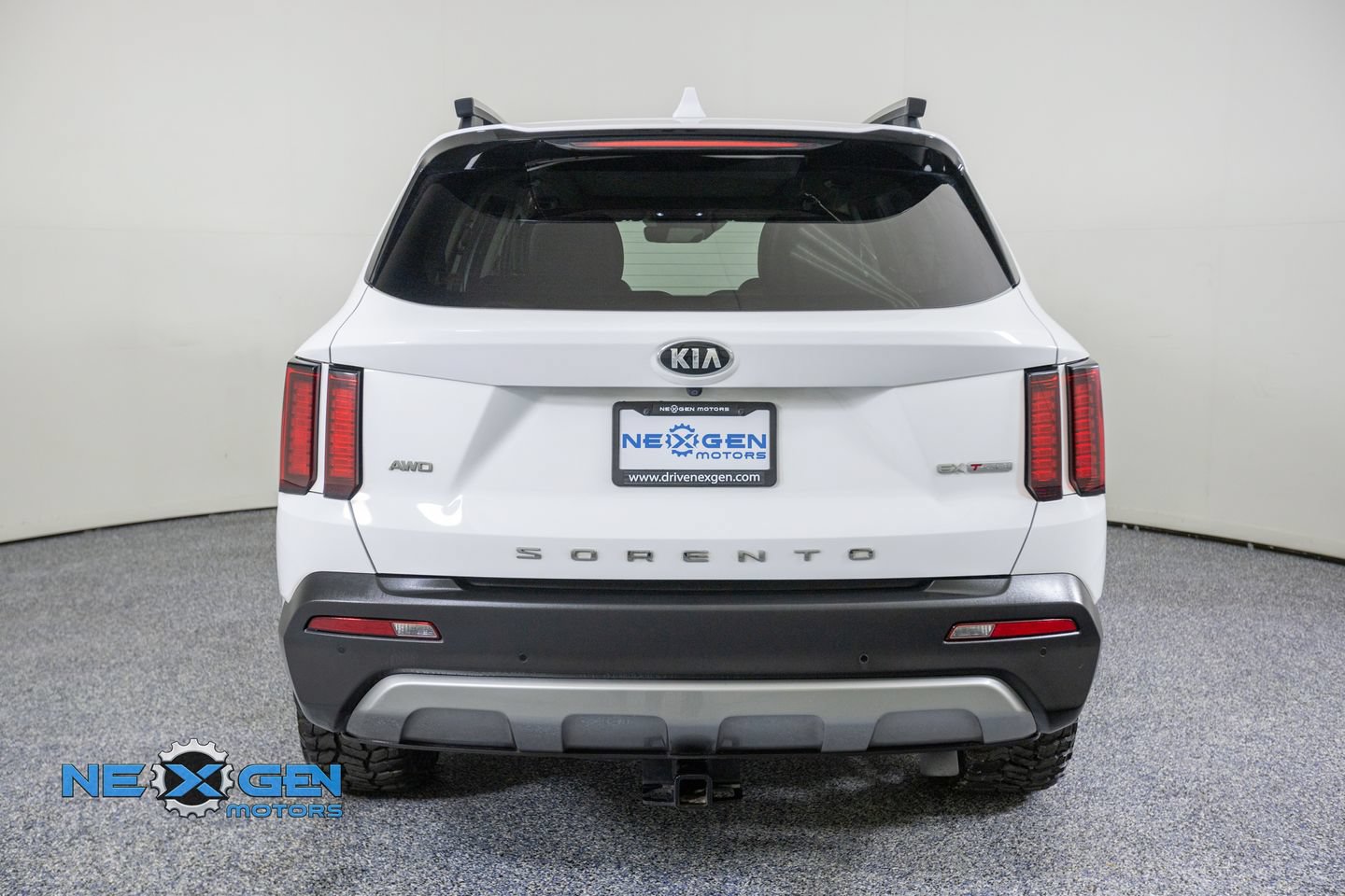 Used 2021 Kia Sorento EX w/ EX AWD X-Line Package image 6