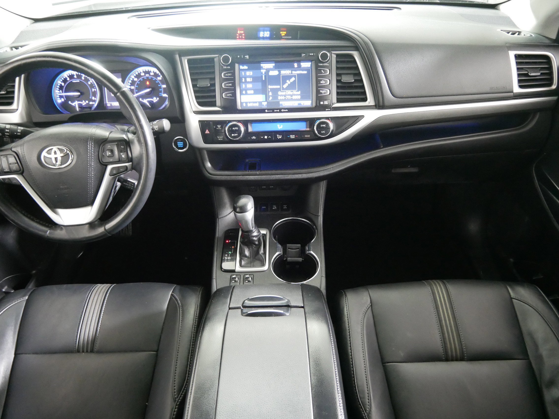 Used 2018 Toyota Highlander SE AWD/4WD image 10