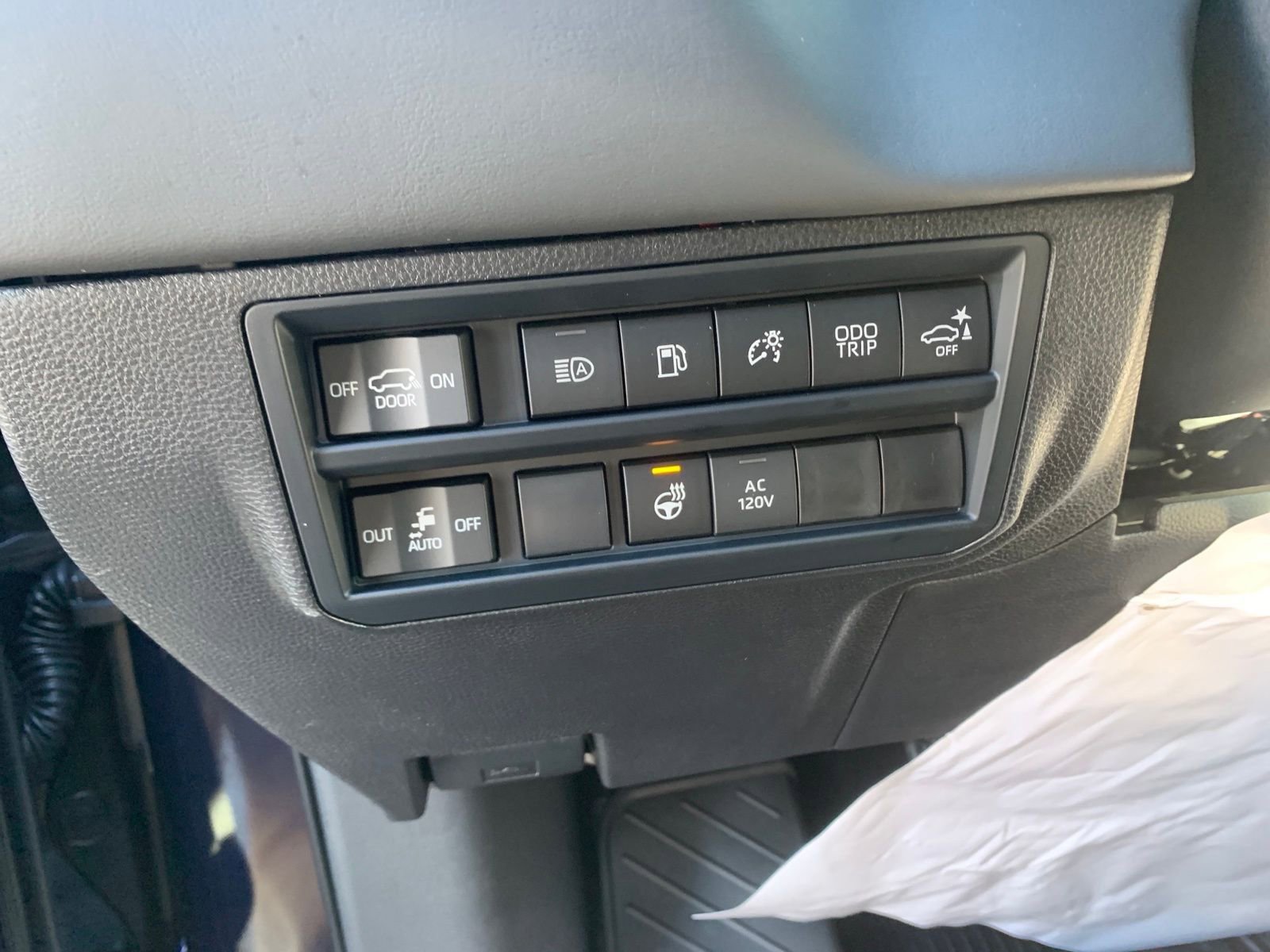 New 2026 Toyota Sequoia Platinum image 14