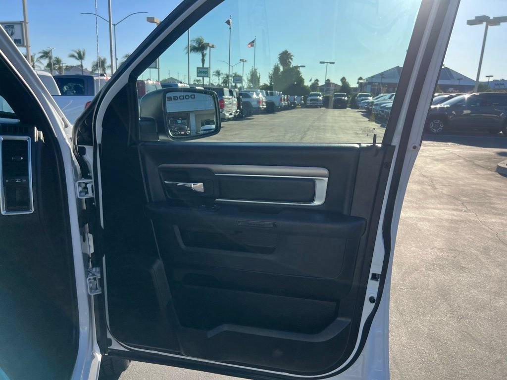 Used 2024 RAM 1500 Warlock RWD image 40