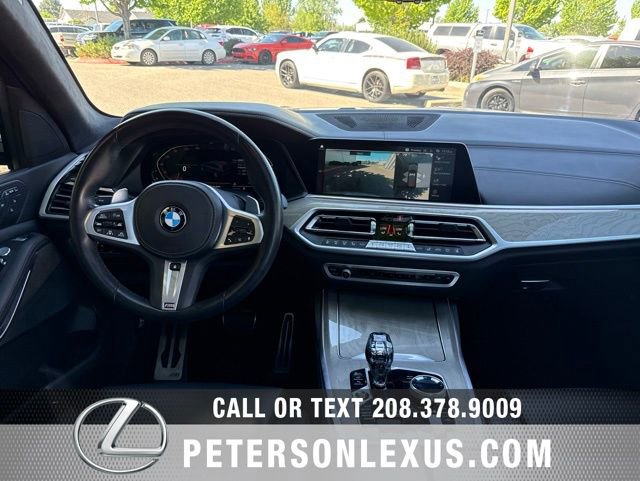 Used 2021 BMW X7 xDrive40i w/ M Sport Package AWD/4WD image 16