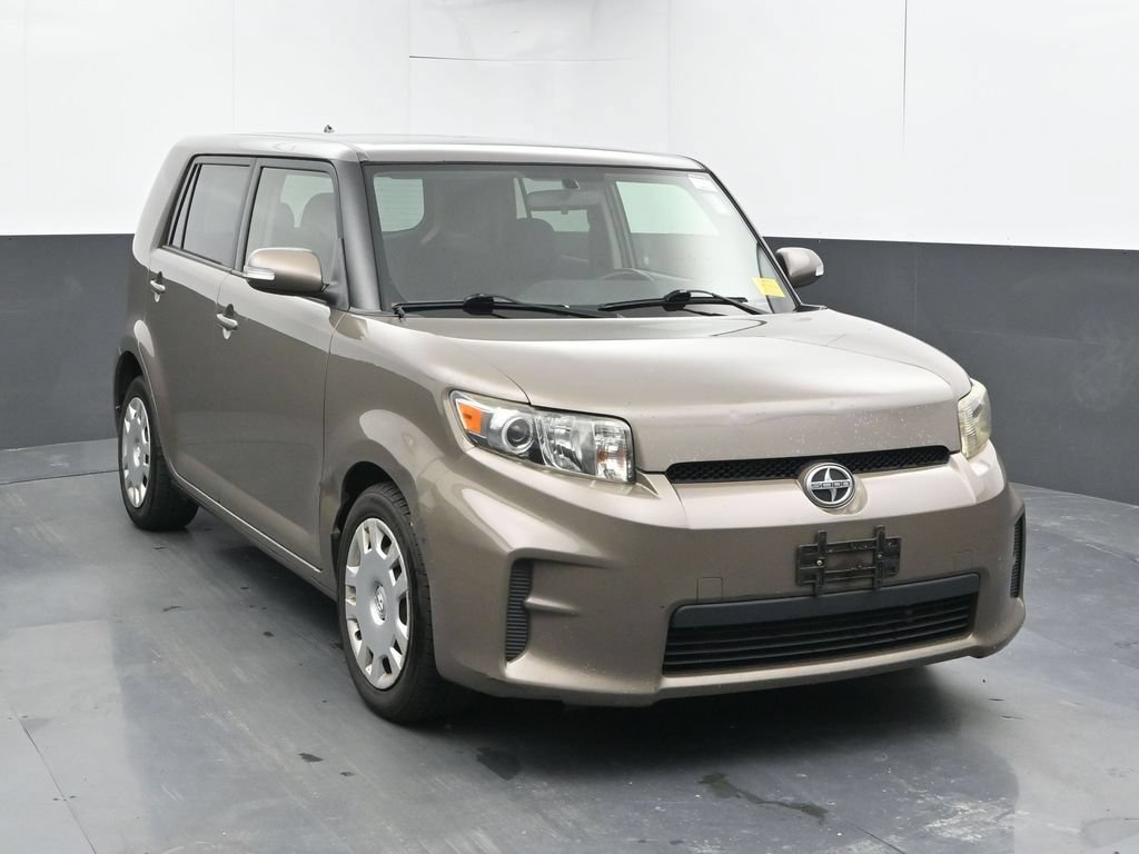 Used 2011 Scion xB FWD image 5