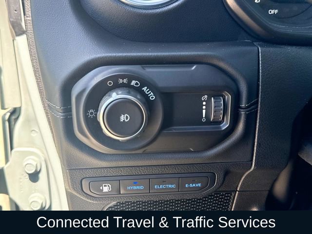 Used 2024 Jeep Wrangler Unlimited Sahara w/ Technology Group AWD/4WD image 28