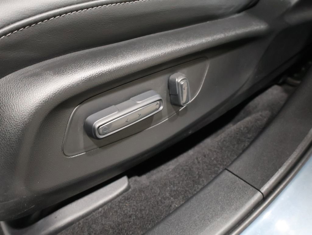 Used 2024 Honda HR-V EX-L image 12