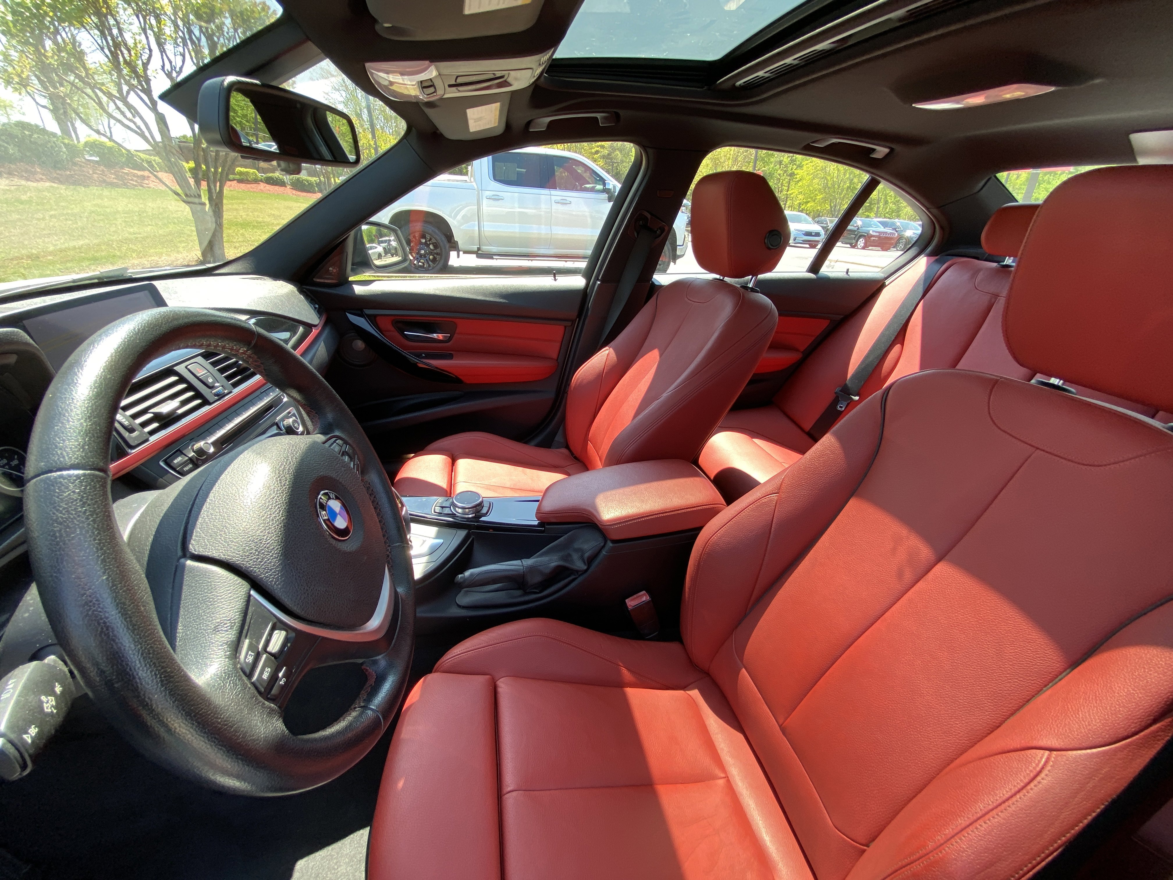 Used 2015 BMW 328i Sedan image 11