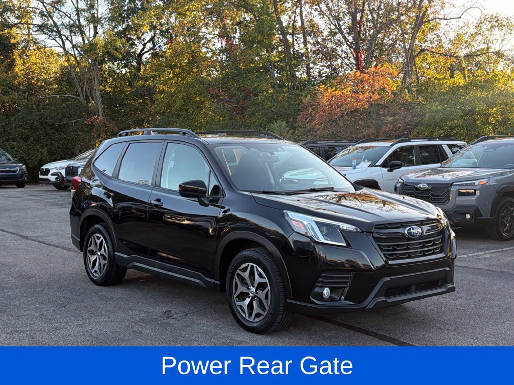 Used 2022 Subaru Forester Premium AWD/4WD image 3