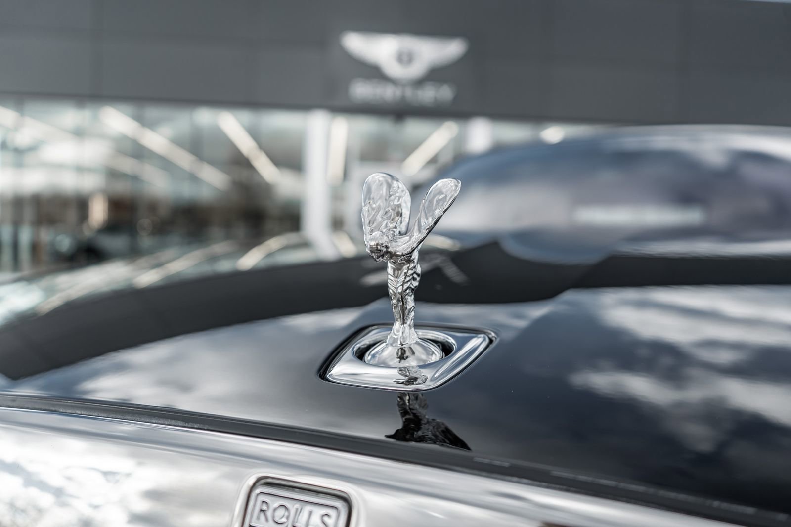 Used 2022 Rolls-Royce Ghost w/ Ghost Package image 24