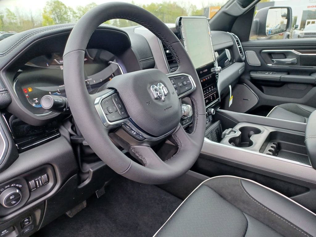 New 2026 RAM 1500 Laramie AWD/4WD image 15