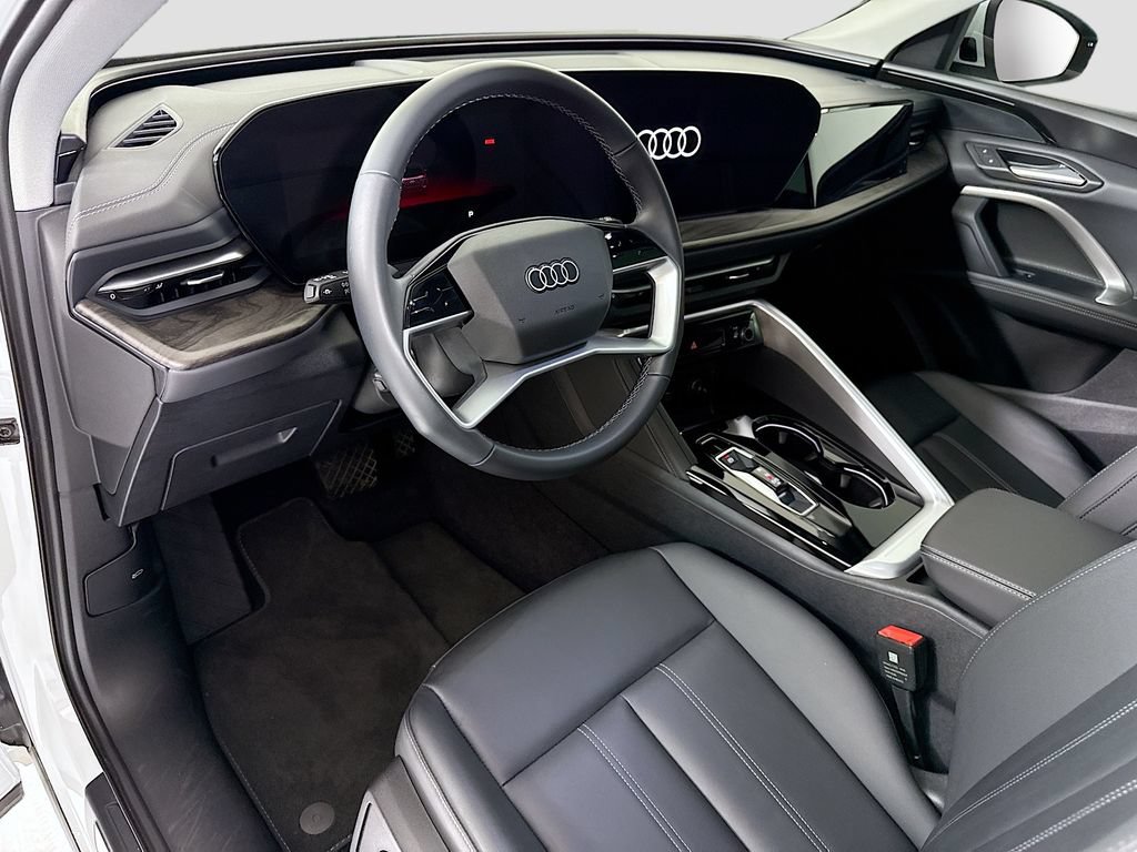 Certified 2025 Audi Q5 Premium w/ Convenience Package AWD/4WD image 9