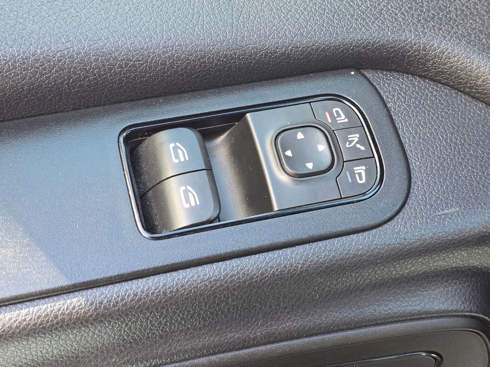 Used 2019 Mercedes-Benz Sprinter 2500 image 22