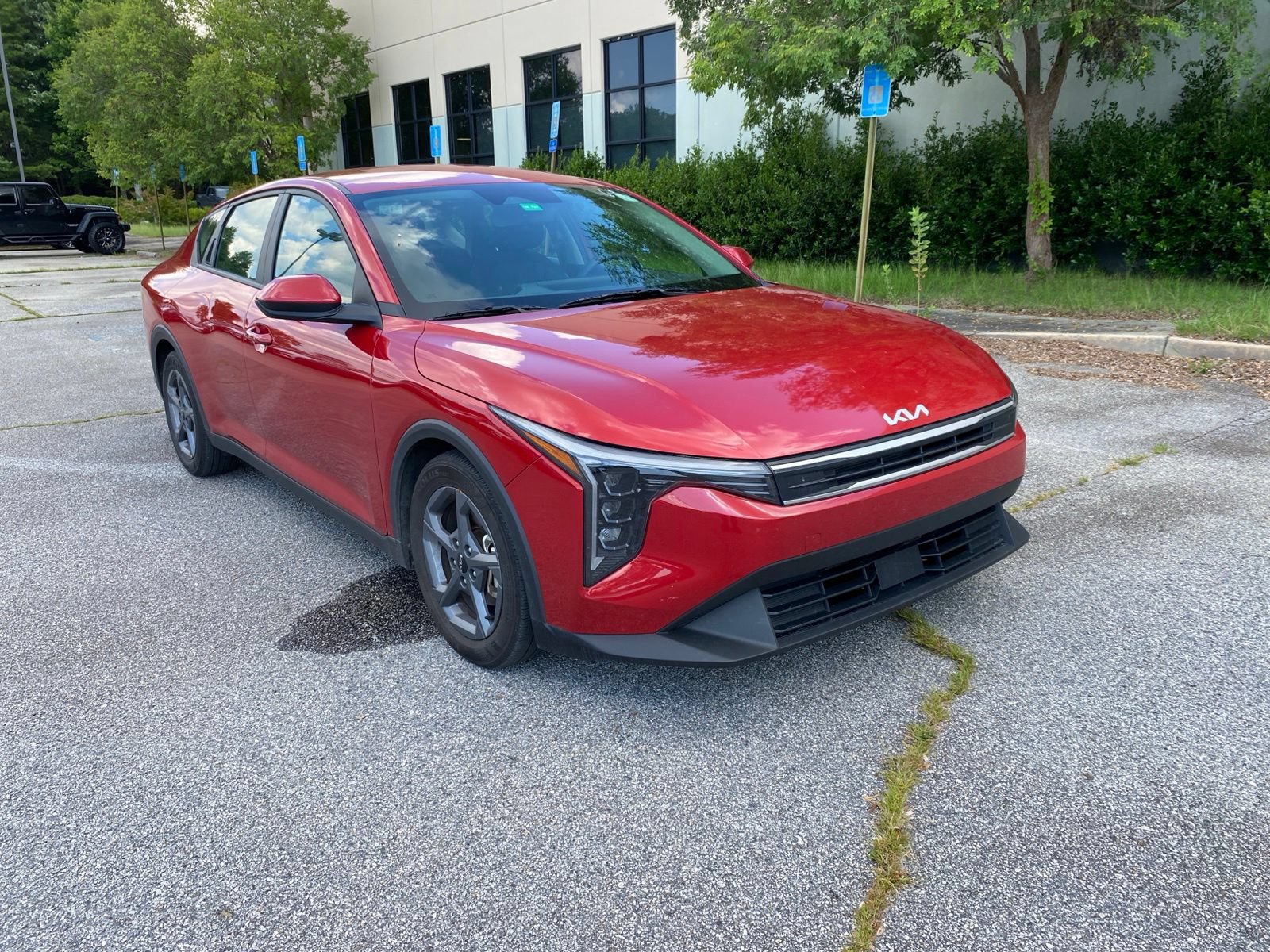 Used 2025 Kia K4 FWD image 8