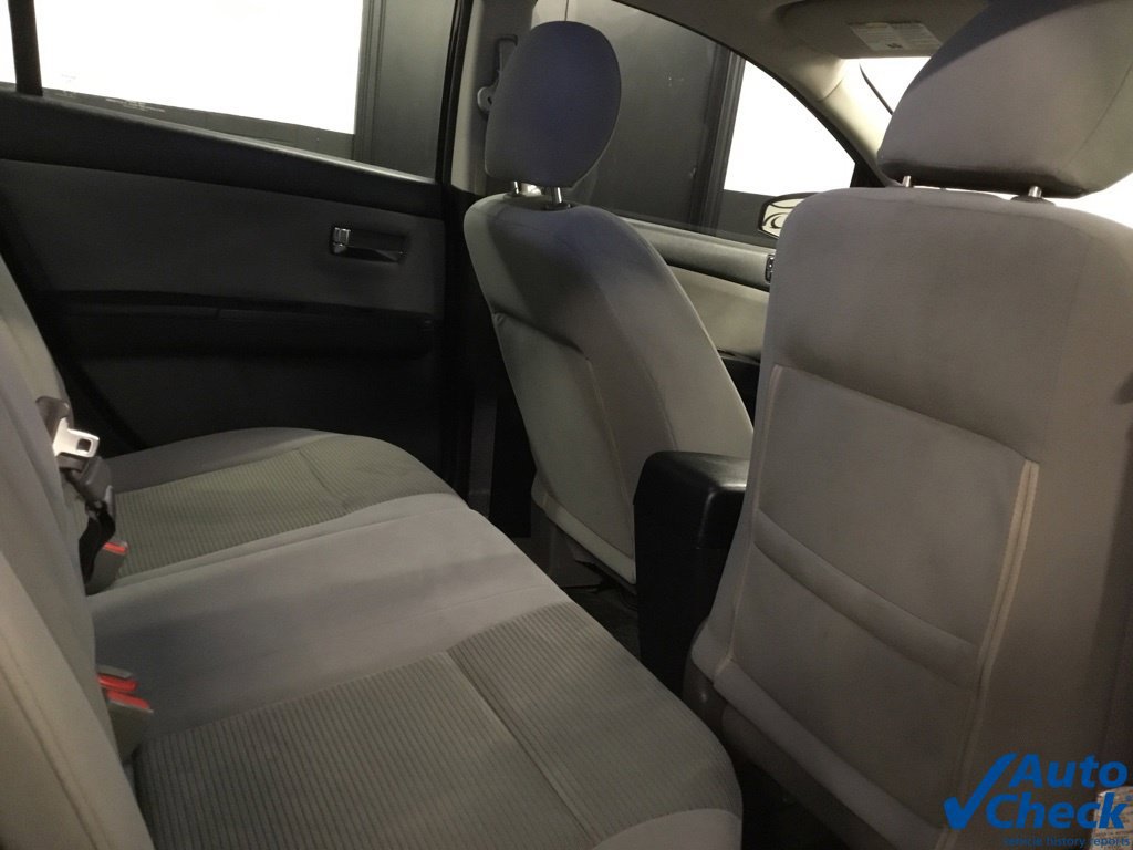 Used 2012 Nissan Sentra 2.0 SR w/ Special Edition Pkg FWD image 32