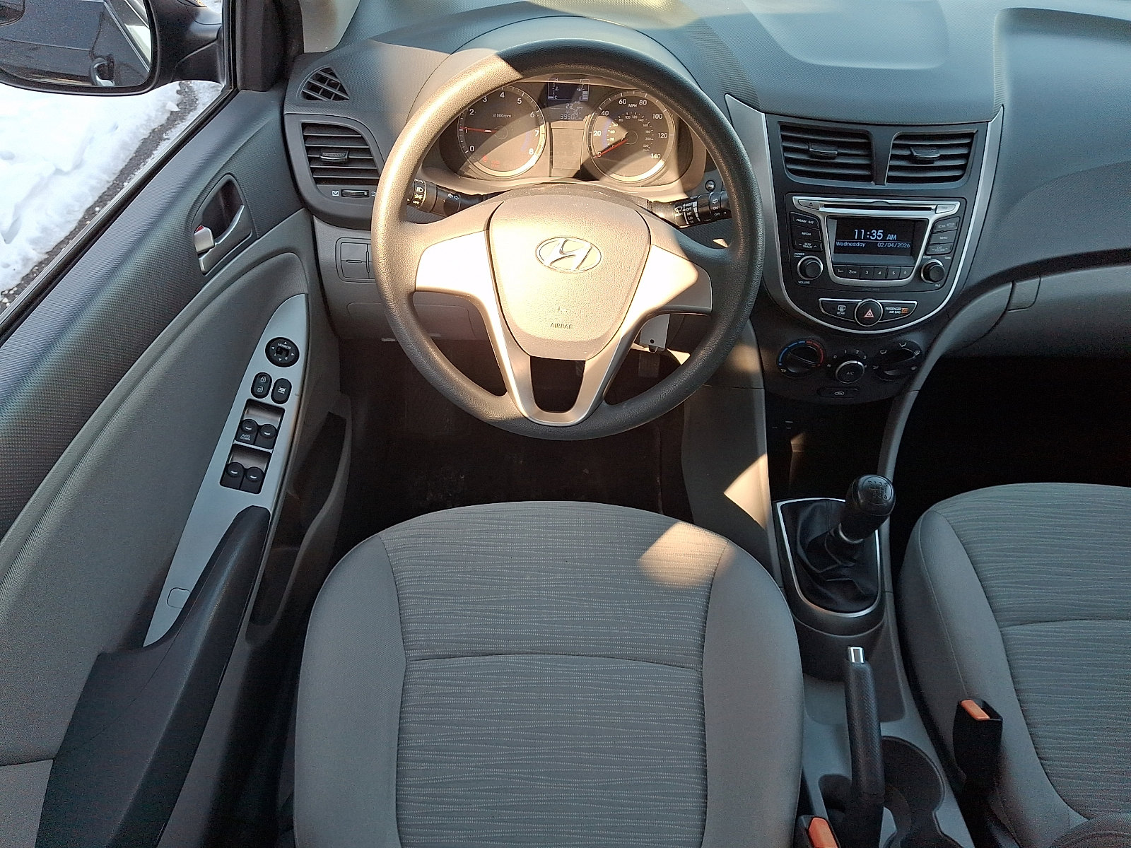 Used 2016 Hyundai Accent SE image 13