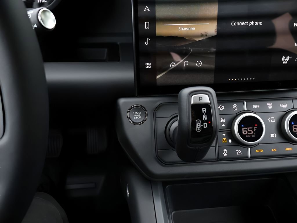 New 2026 Land Rover Defender 110 X-Dynamic SE AWD/4WD image 25