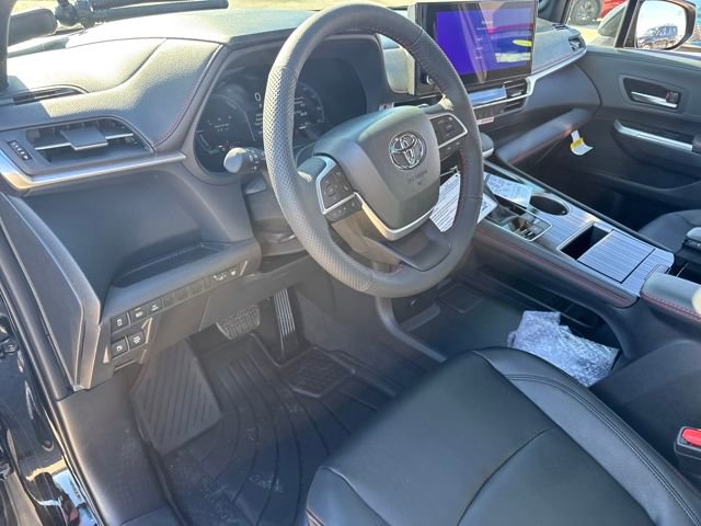 New 2026 Toyota Sienna XSE image 17