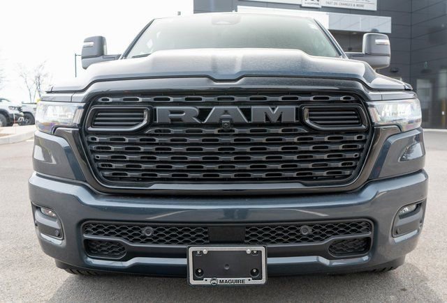 New 2026 RAM 1500 4x4 Crew Cab image 2