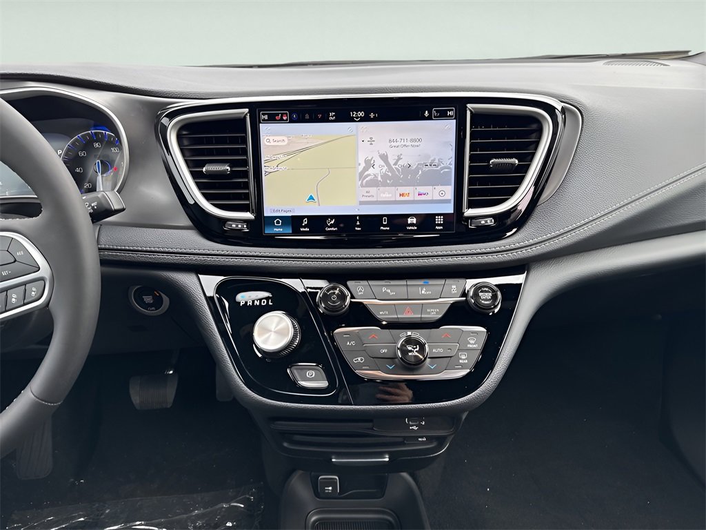 New 2026 Chrysler Pacifica Select image 19