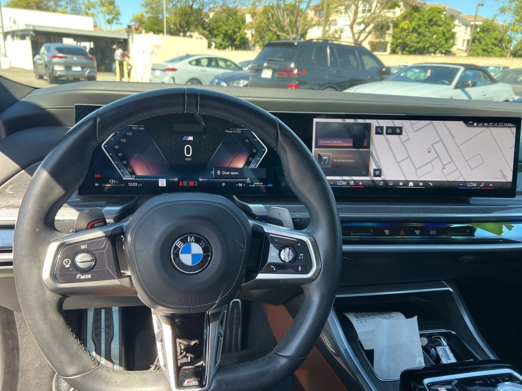 Used 2023 BMW 760i xDrive image 14