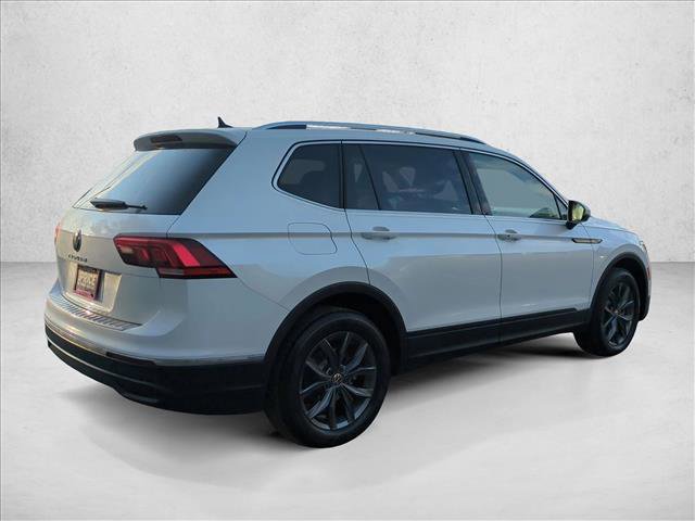 Used 2023 Volkswagen Tiguan SE FWD image 5