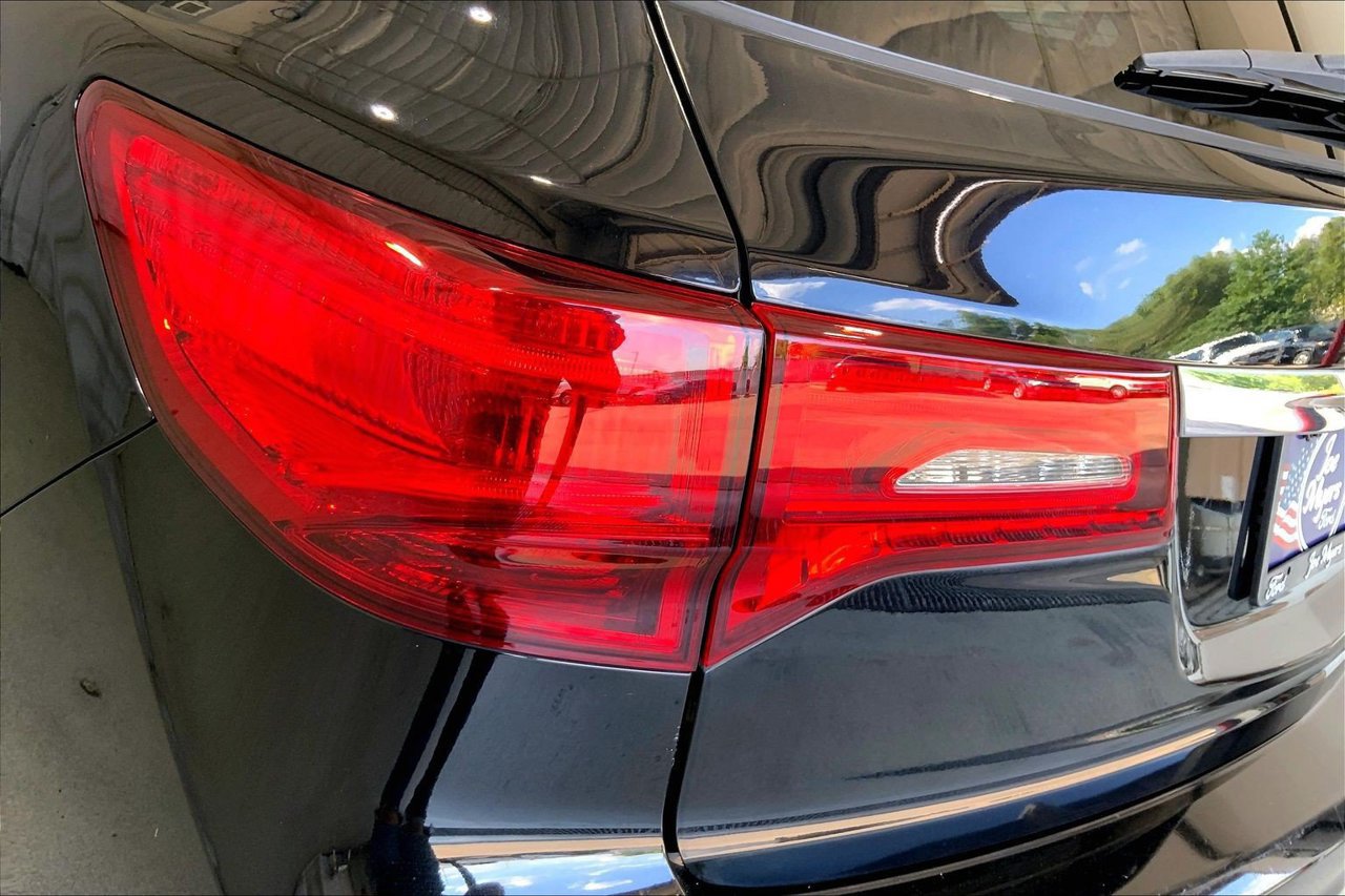 Used 2016 Acura MDX w/ Advance & Entertainment Pkg FWD image 29