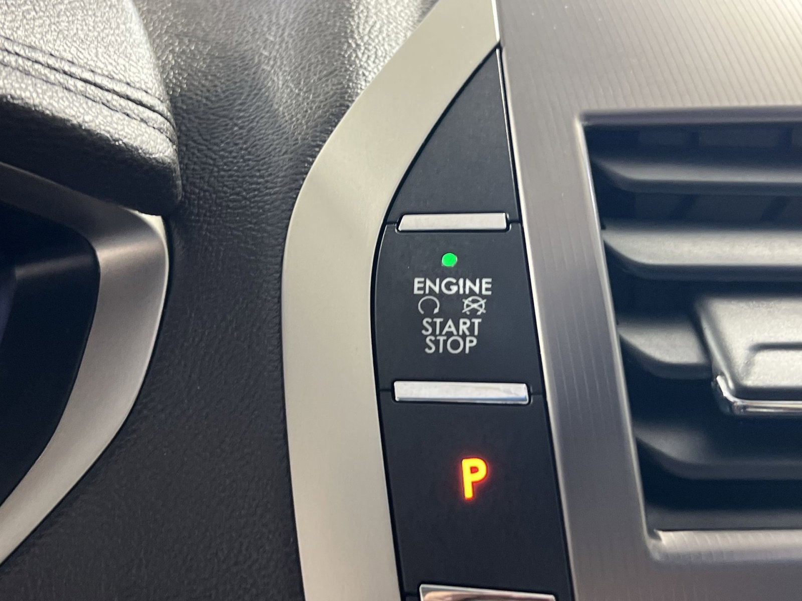 Used 2018 Lincoln MKZ Reserve w/ Technology Package FWD image 35