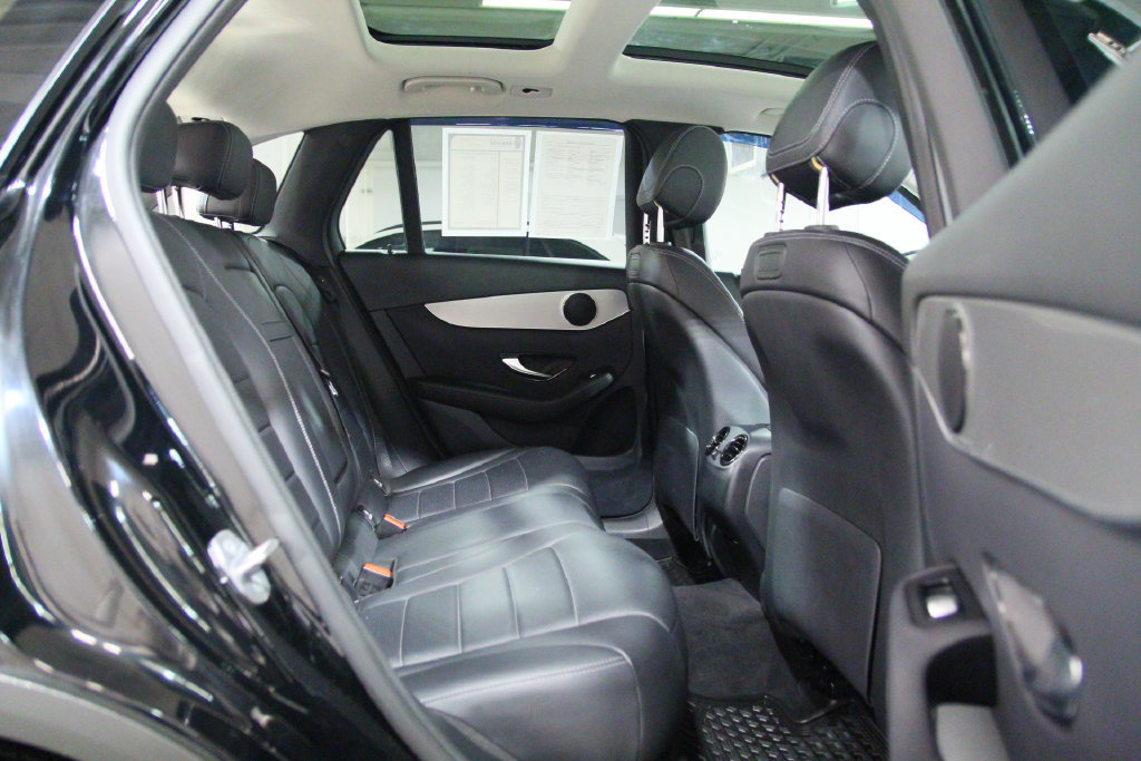 Certified 2019 Mercedes-Benz GLC 300 4MATIC image 22