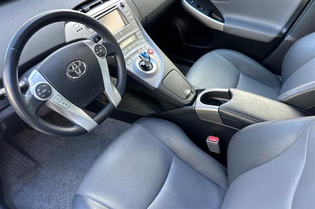 Used 2014 Toyota Prius Four image 9