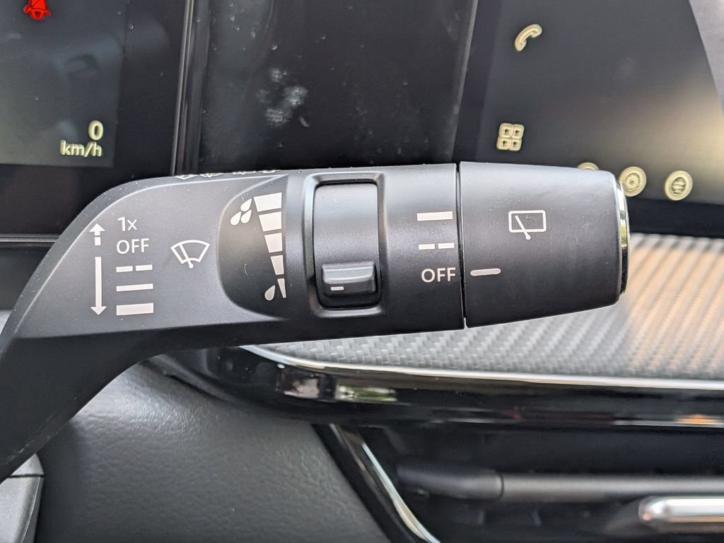 New 2026 Nissan Kicks SR w/ SR Premium Package AWD/4WD image 20