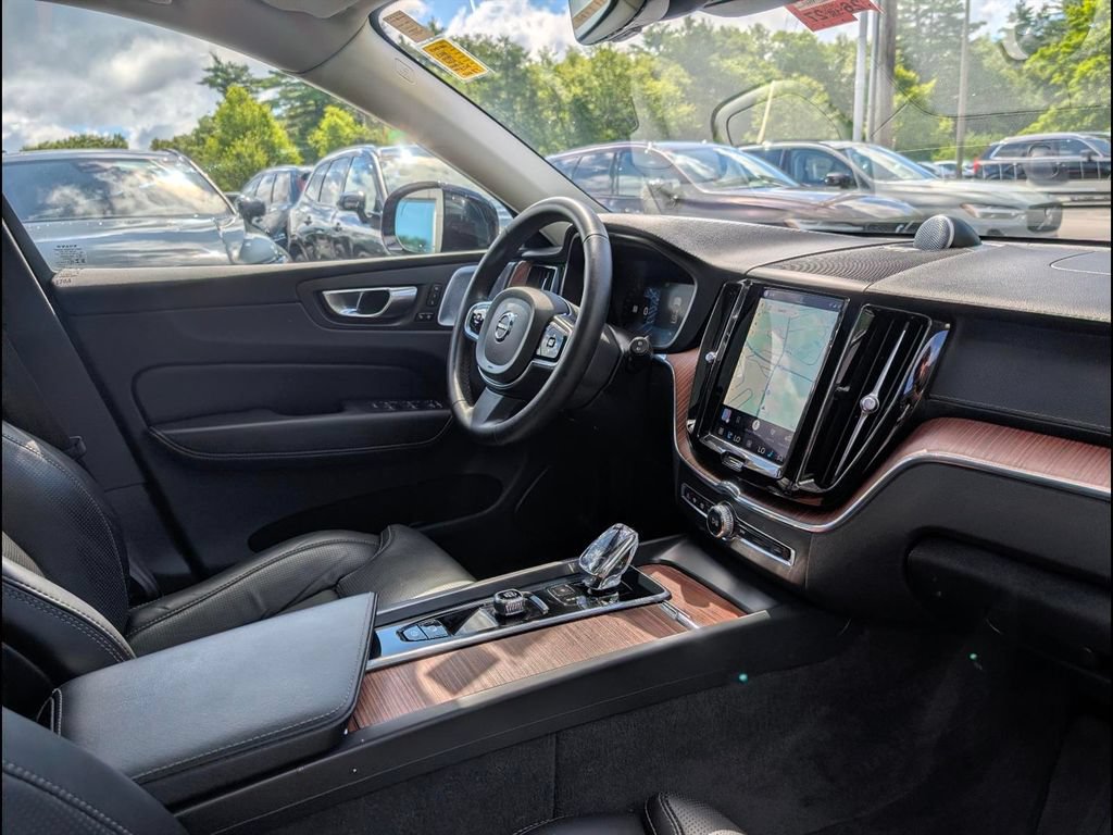 Certified 2023 Volvo XC60 T8 Ultimate w/ Climate Package AWD/4WD image 21