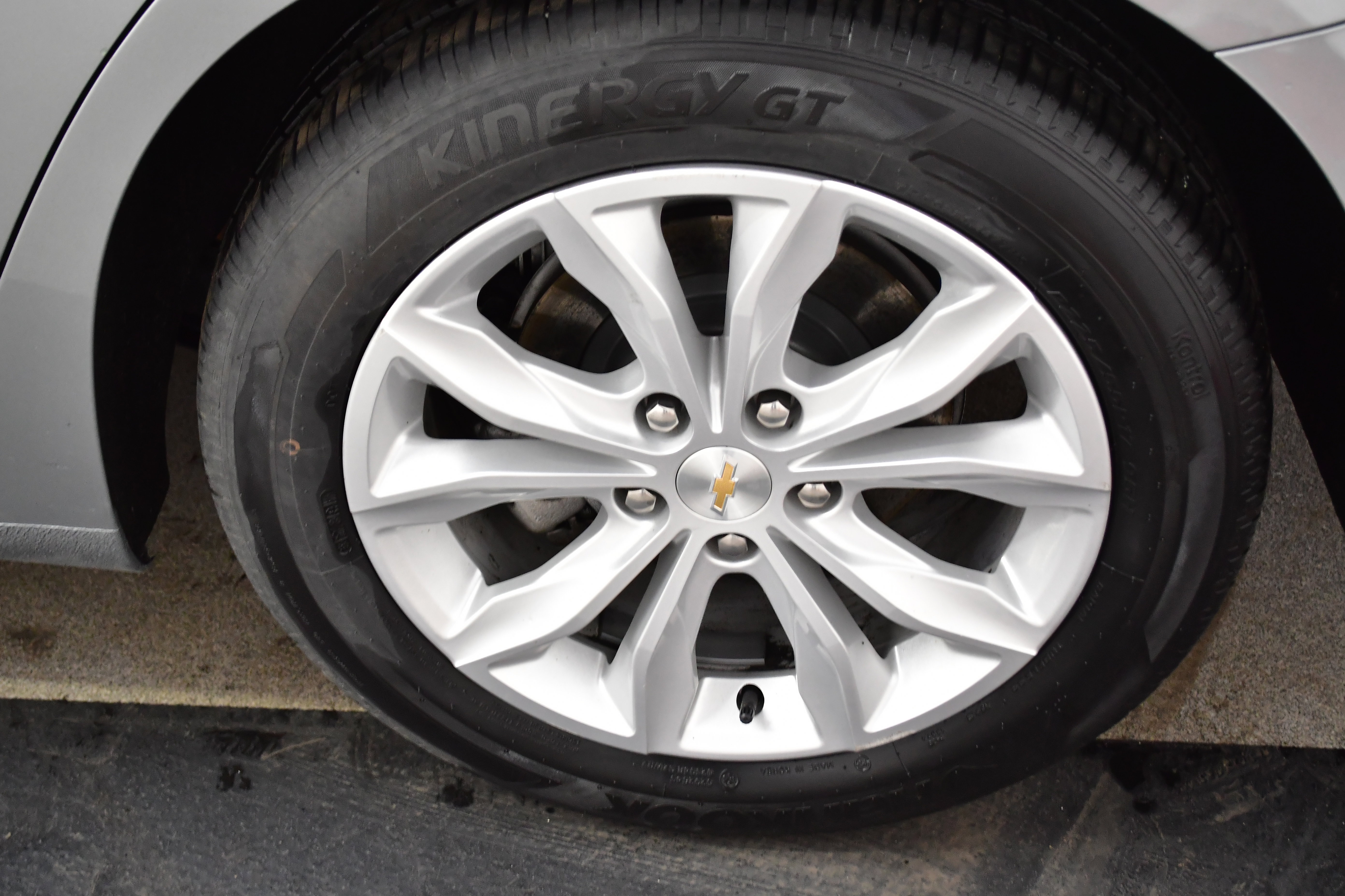 Used 2024 Chevrolet Malibu LT image 34