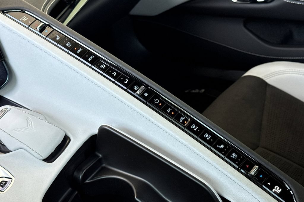 Used 2024 Chevrolet Corvette Z06 w/ Stealth Interior Trim Package RWD image 22