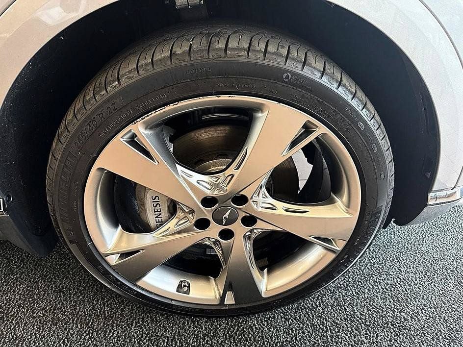 Used 2024 Genesis GV80 3.5T Advanced AWD/4WD image 32